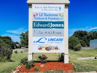 Non Lighted Sign (6)