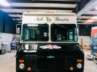 Vehicle Signage (71) Vehicle Signage (71)