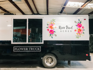 Vehicle Signage (72) Vehicle Signage (72)